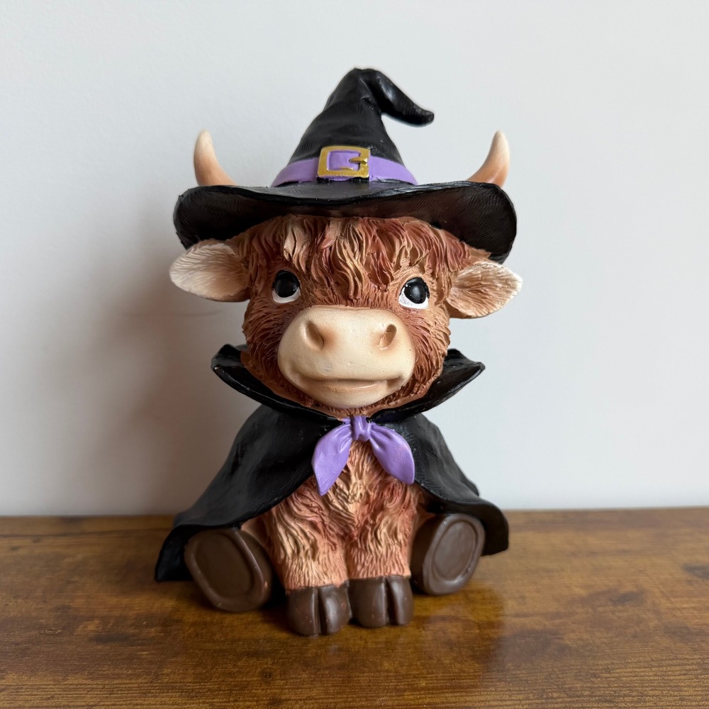 New Witch Highland Cow Halloween Boo Cute Figurine Home Decor Brown Black Purple